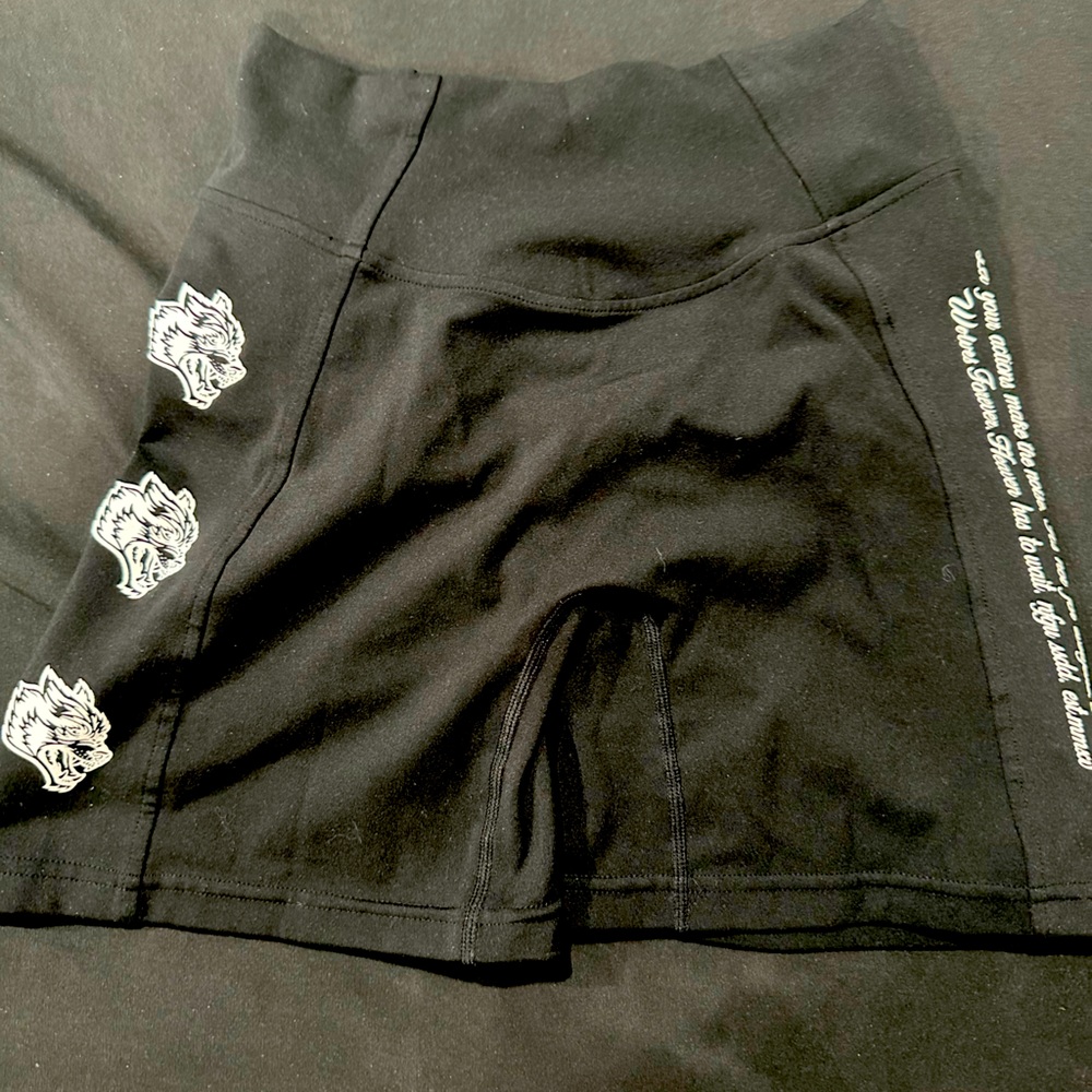 Women's black darc sport shorts crunch butt worn maybe once